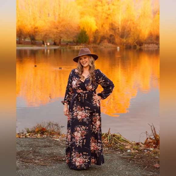 Meet your Posher, Megan - Picture 1 of 1